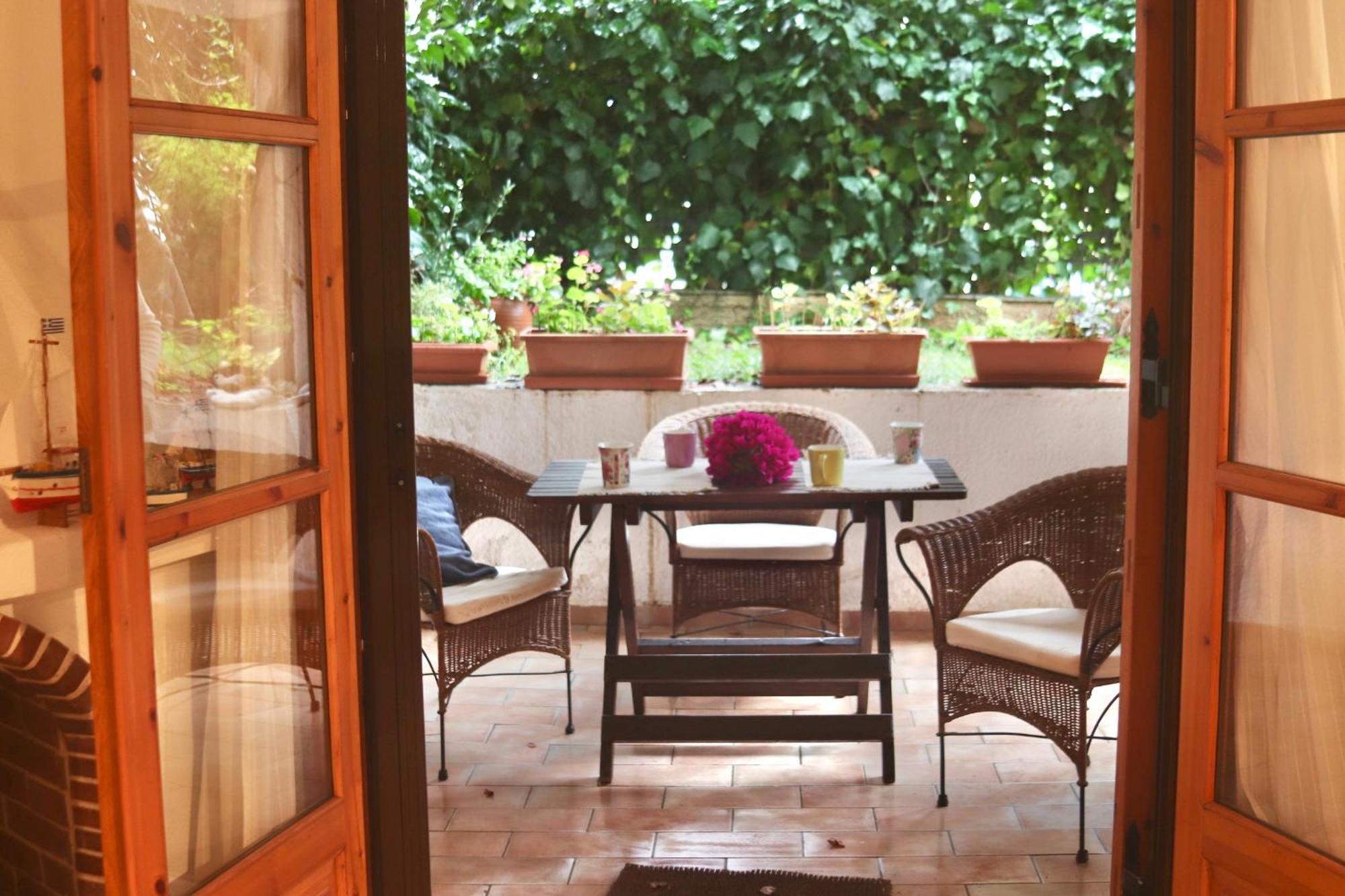 Tradiotional House Apartment Metamorfosi  Exterior photo